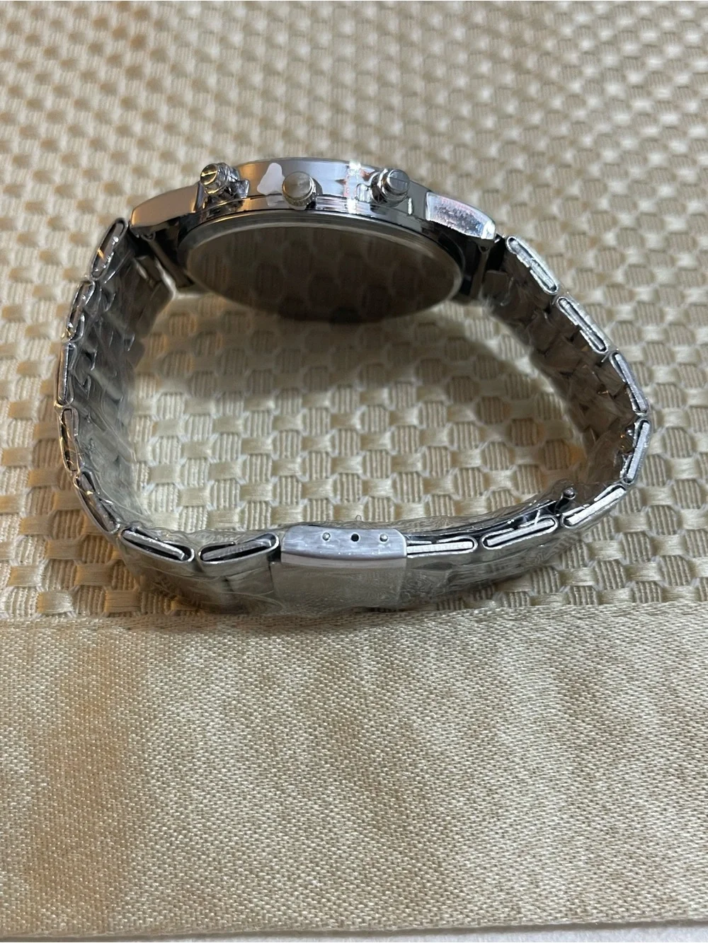 Geneva Men's Silver Watch with Black Dial